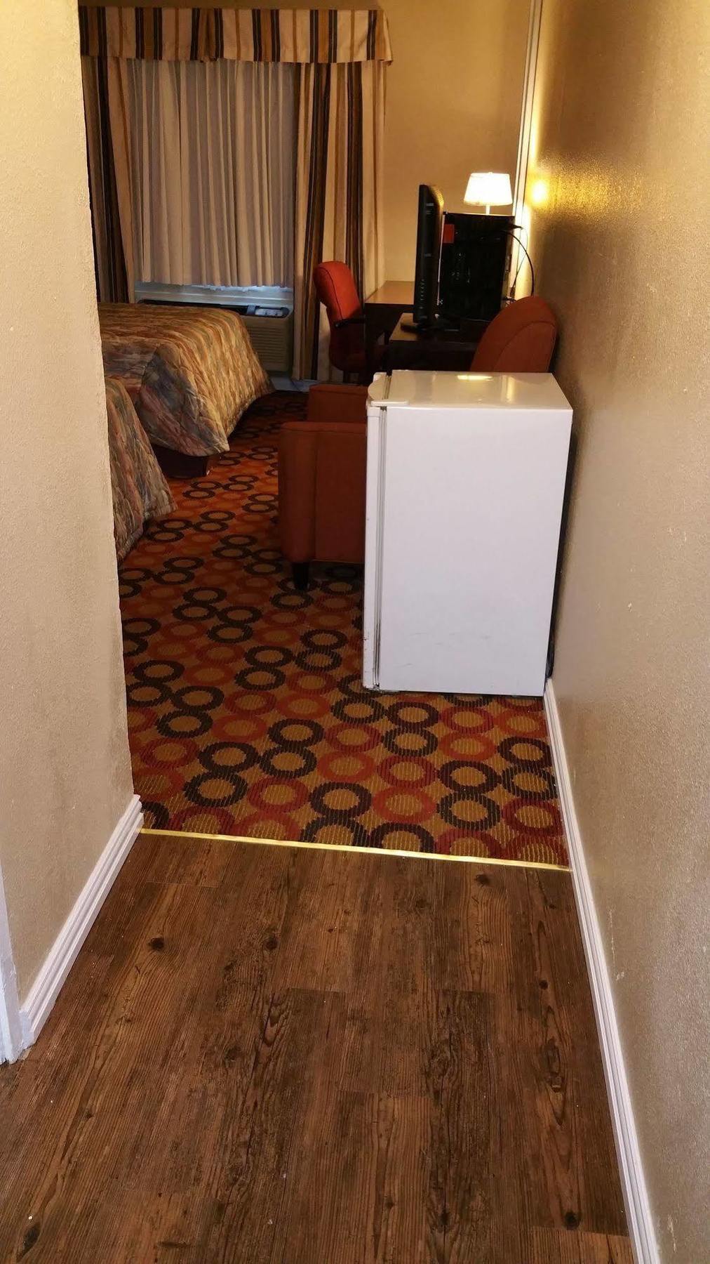 Executive Inn And Suites Waxahachie Εξωτερικό φωτογραφία